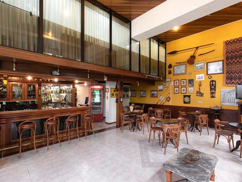 Flat Petras 4*